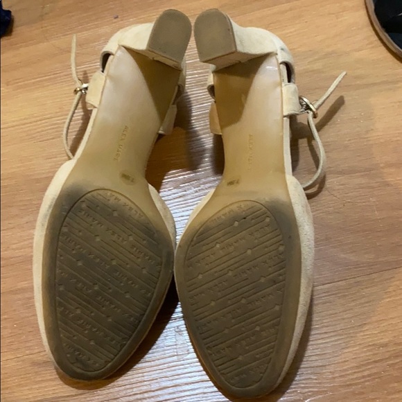 Alex Marie Patrice Mary Jane Pumps - Picture 5 of 6